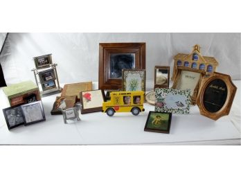Lot Of Frames And Coaster Picture Set