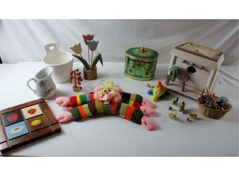 Miscellaneous Lot, Birdhouse, Decorative Tin, Children's Hangers