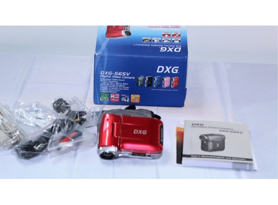 DXG 565 V Digital Video Camera