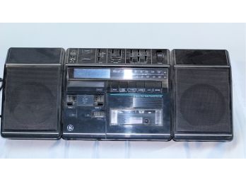 GE Radio With Cassette Player
