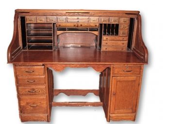 Beautiful Vintage Oak Roll Top Desk With 22 Drawers - Raised Paneling, 58 W 32 D 51 H