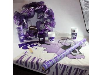 K-State Lot 1 Large Flag, Cups And Buttons, Beautiful Wreath, Wrap Paper