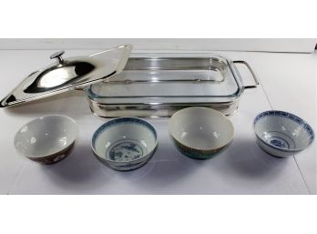 1 Glass Serving Dish In Holder With Lid, 4 Small Bowls, Made In China