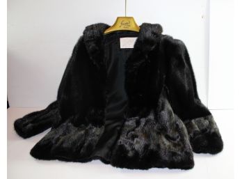 Graggs Beautiful Fur Mink Short Coat,, Size Small