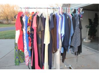 Large Lot Of Women's Dress Clothes, Large To X Large