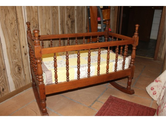 Vintage Baby Cradle With Bedding 39 X26 H X 21 Deep