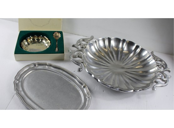 2 Pewter Trays, Large One Is 13 In Diameter, Oneida Silver Plate Server And Spoon 5.5 In