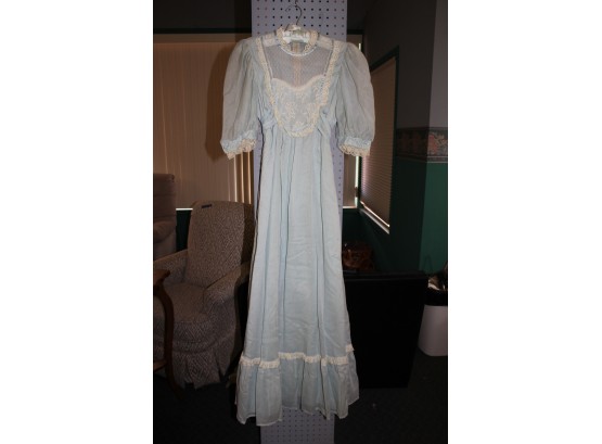 Light Blue Vintage Dress, Three-quarter Sleeve With No Tags, 56 In From Shoulder To Him