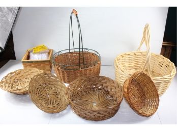 8 Miscellaneous Baskets- One 5.5 X 7.5, Zara's Line Basket