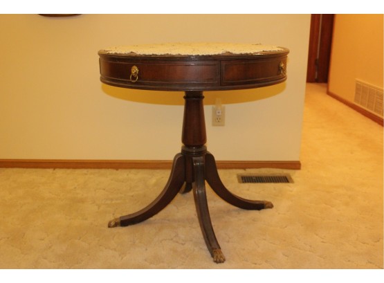 Antique Imperial Table On 4 Pedestal Legs - Mahogany, 1 Drawer, 28 In Diameter With Doily
