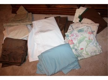 Miscellaneous Sheets And Pillowcases - No Sets, Mostly King Size