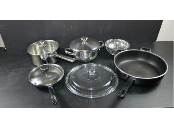 Pans - 2 Wherever Skillets With Lids, 2 Sauce Pans With Lids And Strainer