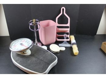 Miscellaneous Bathroom Accessories Including Taylor Professional Scale