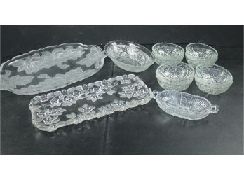 12 Pieces Of Miscellaneous Glassware