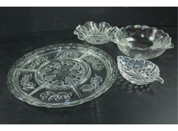 4 Grape Themed Glass Serving Dishes