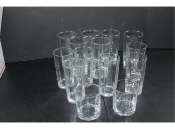 14 Matching Drinking Glasses, Various Sizes