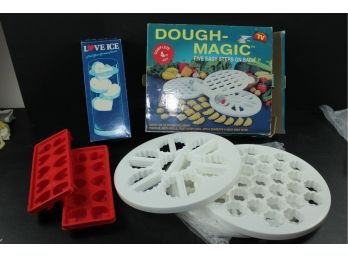 Dough Magic Kit, Heart Ice Cube Trays