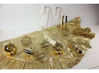 Gold Tree Skirt With Nine Ornaments, Three Wreath Holders And Bead Garland And Rope
