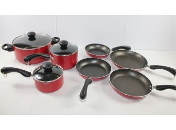 10 Piece Farberware Nonstick Cookware, Three Sauce Pans With Lids, 4 Skillets