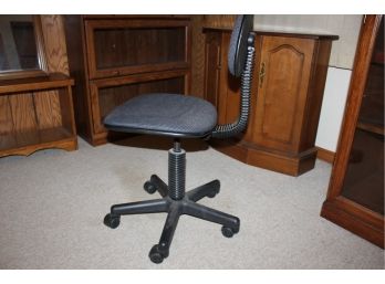 Desk Chair On Rollers With Height Adjustment - No Tears