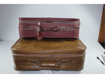 Two Suitcases Nice Shape With Key - American Tourister And Verde International - Has A Worn Spot