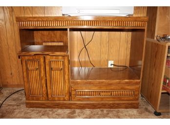 Entertainment Center 48 In Wide 38 In Tall 18 In Deep