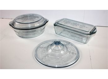 Fire King 9 X 5 Rectangular Dish With One Lid And 9 Inch Casserole With Lid