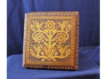 Wooden Carved Box From Polland, 6 3/8 X 6 3/8 - Very Nice Carving