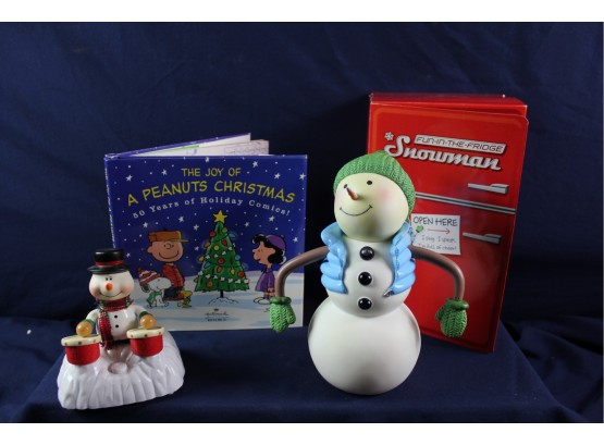 Hallmark Fun In The Fridge Snowman, Snowman Playing Drums, 2000 - A Peanut Christmas Book