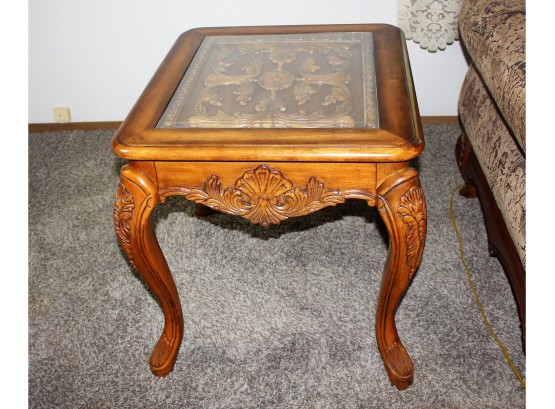 Beautiful Ornate Wood End Table From Havertys With Glass Top - Very Heavy