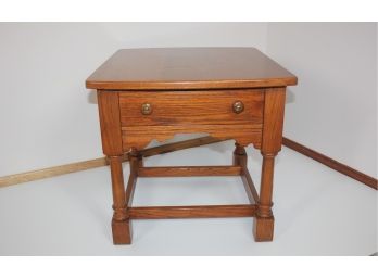 Broyhill End Table With Drawer - Small Imperfections - 22 In Wide By 26 In Deep 21 In Tall