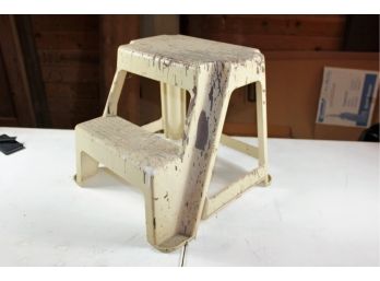 Plastic Two Step Stool 16 In Tall