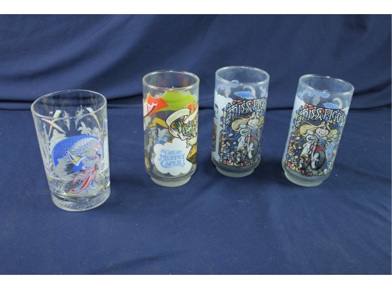 4 Miscellaneous Cartoon Glasses, 2 Miss Piggy, 1 Mickey Mouse