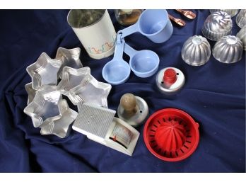 Fun Lot Of Mainly Vintage Kitchen Items, Sifter, Chopper, Scale, Molds, Biscuit Cutter Etc