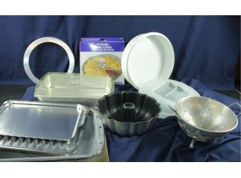 Metal Colander, Broiler Pan, Cookie Sheets, Cake Pan With Lid, Pie Carrier, Divider And Crust Protector