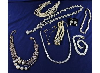 White And Pearl Type Jewelry