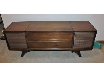 Vintage MCM GE AM/FM, Phono, 22 1/2' Tall, 17' Deep And 59 12' Wide, Beautiful Piece Of Furniture