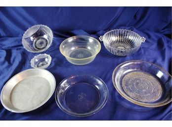 Glass Lot - Glassbake Pie Dish, Pyrex Pie Dish, Pyrex Bowl, Three Bowls