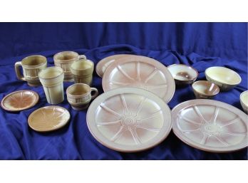 Misc Frankoma Golden Wagon Wheel - 4 Dinner Plates, 2 Small Plates, 3 Large Bowls ,one Small Bowl