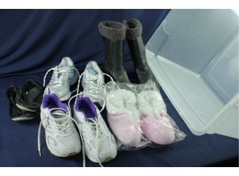 Ladies Rubber Boots, Slippers, Tennis Shoes Etc - In Tote Size 6 - 6.5