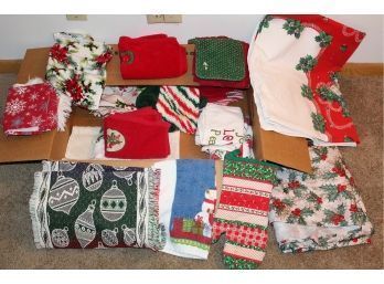 Towels, Pot Holders, Placemats, Christmas Tablecloths