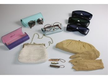 Vintage Purses One Has Matching Small Gloves, White Purse Is Beaded, 3 Vintage Small Pocket Knives, Misc