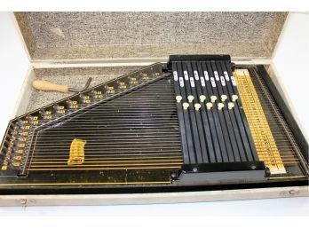 Autoharp With Hard Shell Case