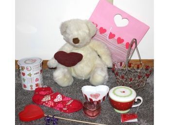 Valentine Lot-bear, Basket, Socks, Teacup, Etc