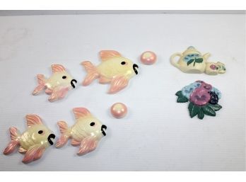 Vintage Wall Hangings-6-piece Plaster Fish Set In Like New Condition