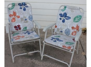 2 Fabric Folding Deck Chairs