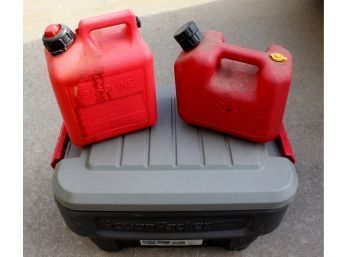 Rubbermaid Mini-action Packer, 8 Gal, 19 1/4 X 12 1/4 X 12 & 2 - 1 Gal Gas Containers