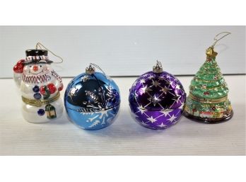 4 Mr. Christmas Musical Ornaments-2 Balls And Tree And Snowman (small Chip On Hat)