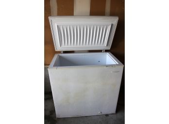 Chest Frigidaire Commercial Freezer-works-  7.2 Cubic Feet