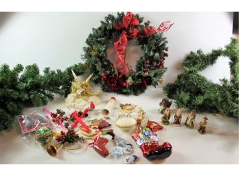 Christmas Wreath, Greenery, Angel, Ornaments